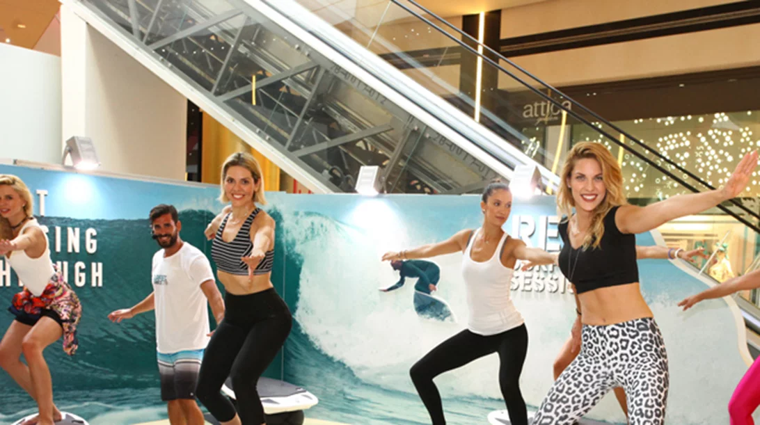 Surf set... έξω από τη θάλασσα και καις πολλές θερμίδες!