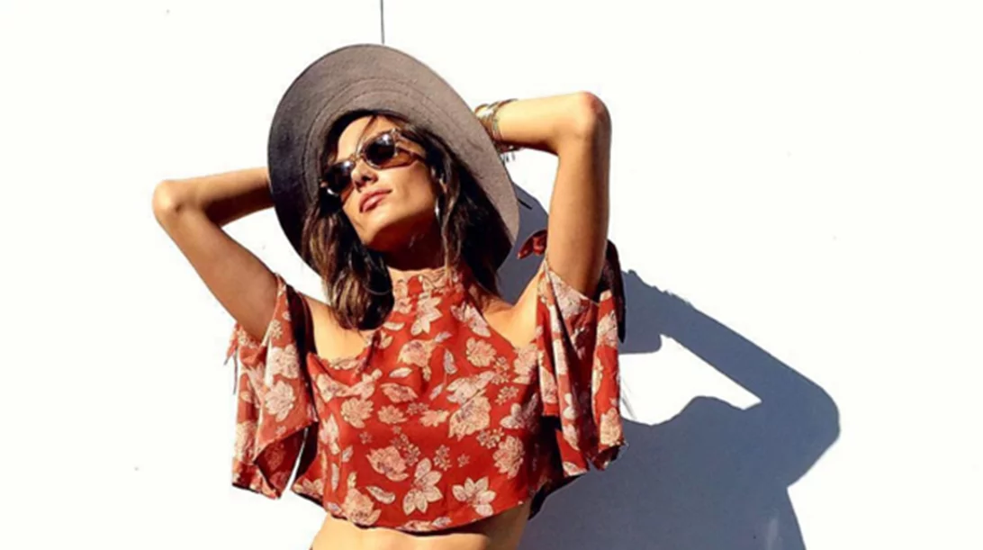 6 μοντέλα αποκαλύπτουν τι κάνουν κάθε πρωί (μόλις ξυπνήσουν!)