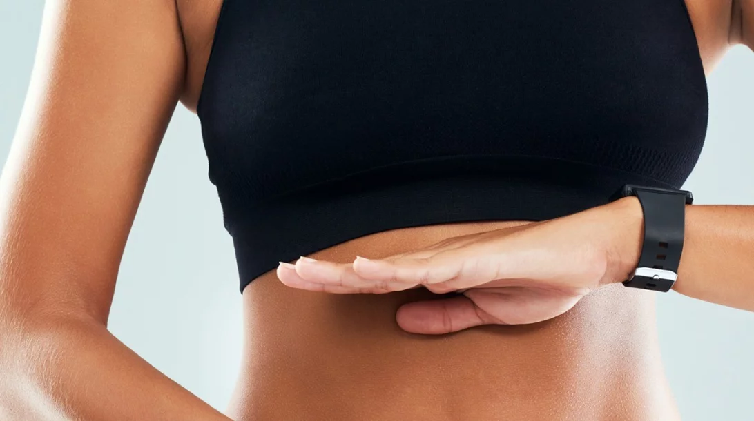 2 ασκήσεις της Ελένης Πετρουλάκη για λεπτή μέση και σφιχτούς κοιλιακούς