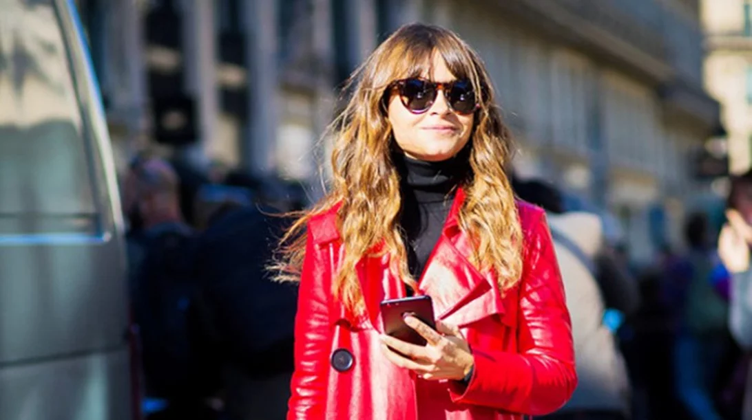 Πώς να ντύνομαι κομψά όταν κάνει κρύο; Δες super ιδέες για καθημερινό ντύσιμο!