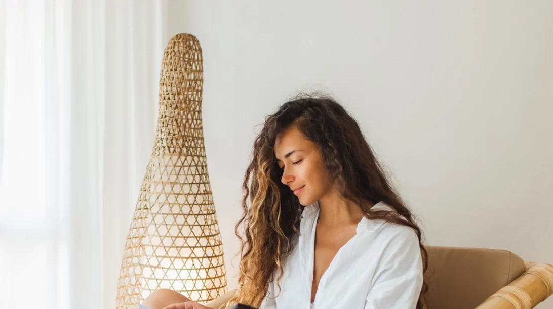 Δεν απαιτούν δύσκολη συντήρηση: 7 εύκολες τάσεις στα μαλλιά που θα επικρατήσουν το 2021