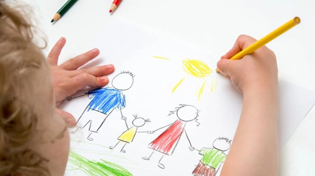 Η ΕΛ.ΑΣ. προσκαλεί τα παιδιά να ζωγραφίσουν τη Χριστουγεννιάτικη κάρτα της