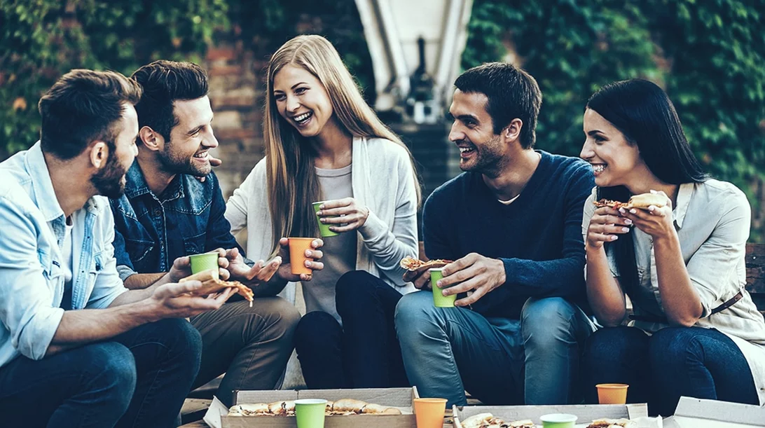 Πώς να είσαι πάντα αισιόδοξη με τις συμβουλές 17 ειδικών