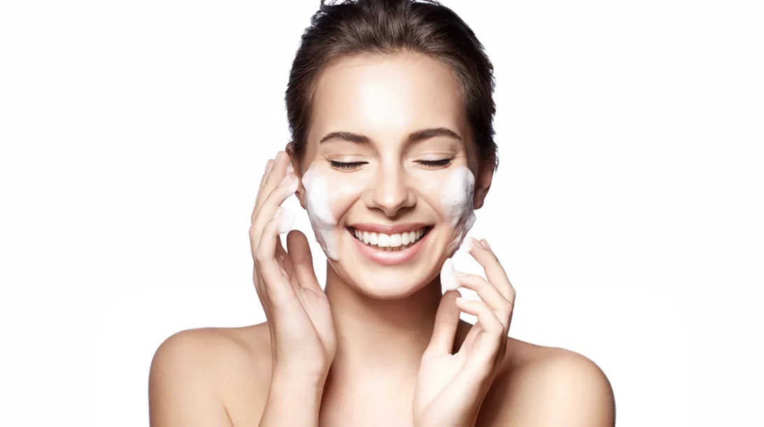 Μάσκα προσώπου με γάλα και αγγούρι για απαλό δέρμα: Δες τη συνταγή