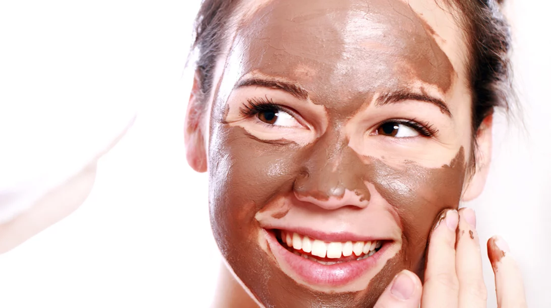 Σοκολάτα στο πρόσωπο; Αυτή η blogger κάνει μάσκα... Nutella