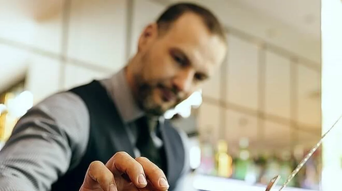 Αλκοόλ που αδυνατίζει; Ποια ποτά μπορούν να σε βοηθήσουν να χάσεις βάρος;