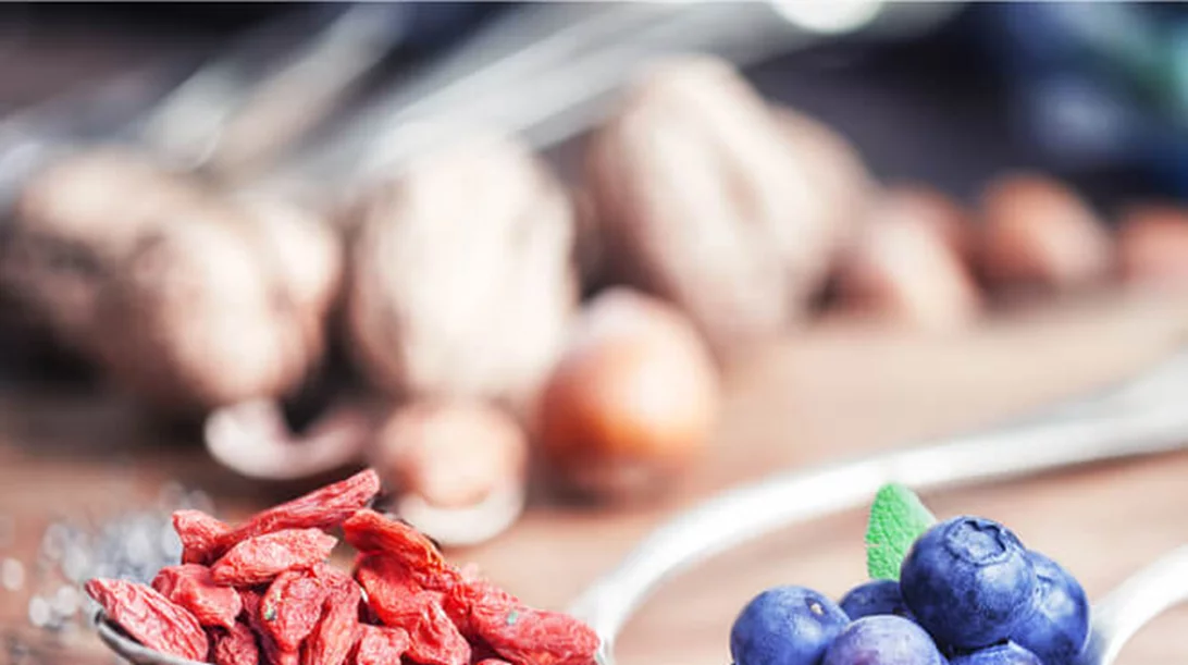 6 super τροφές που χρειάζεται να τρως κάθε μέρα για την καλή υγεία της καρδιάς