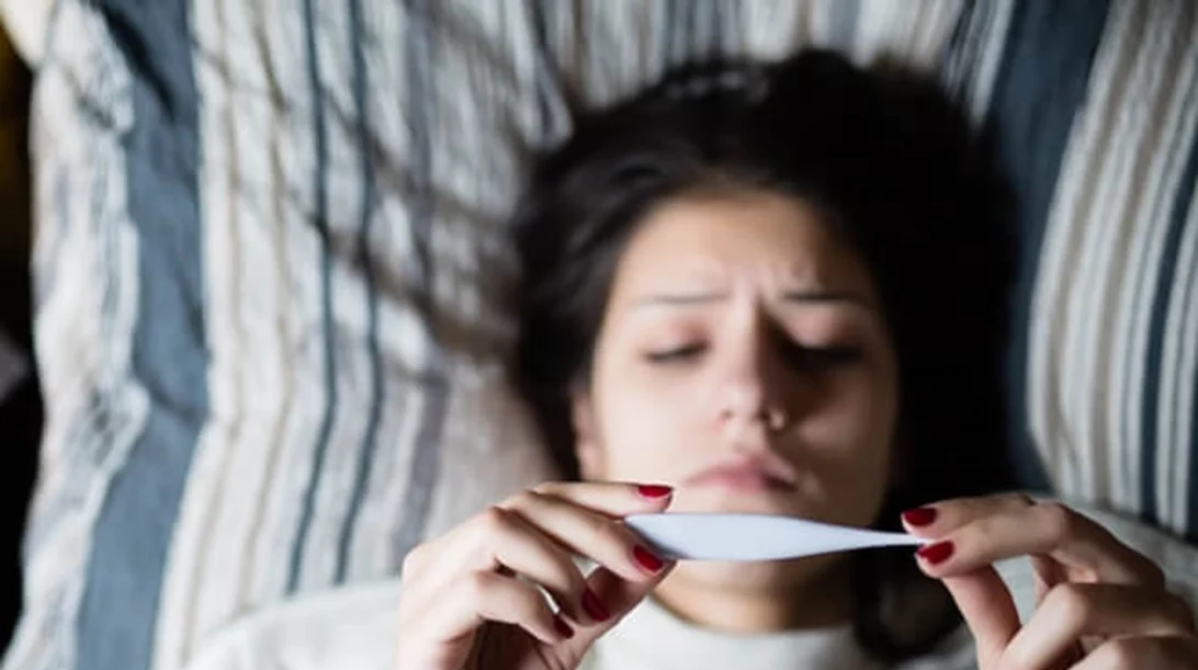 Να πώς νικούν το κρυολόγημα οι γιατροί: Το πλάνο 5 ημερών βήμα βήμα