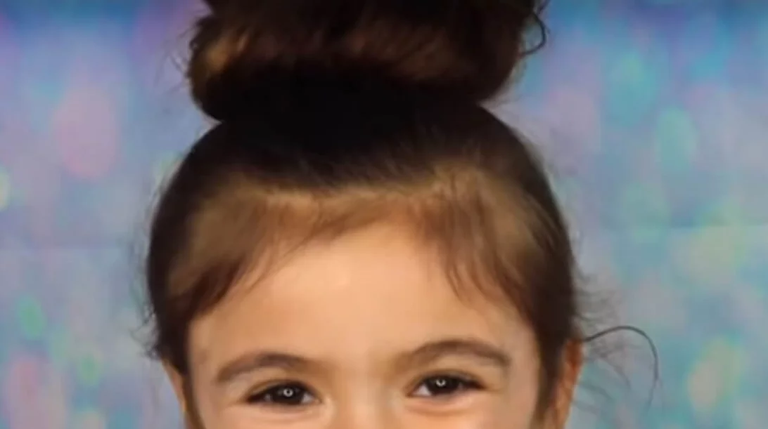 Βίντεο: Αυτή η 5χρονη ξέρει να βάφεται καλύτερα από εμάς!