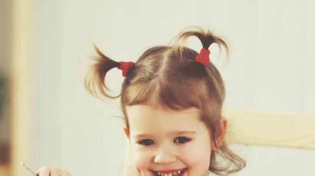 Τι τρώνε τα παιδιά των διαιτολόγων: Ιδού τι τρώει η 2 ετών κόρη της Κλειώς Δημητριάδου