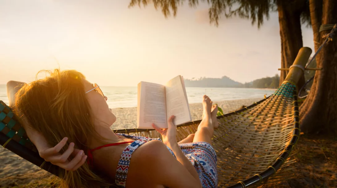 5 αστυνομικά μυθιστορήματα για να έχεις μαζί σου στις διακοπές