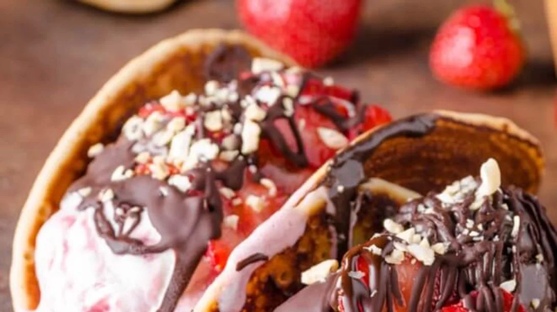 Τάκος με παγωτό: Η νέα food μανία στο Instagram που κάνει θραύση