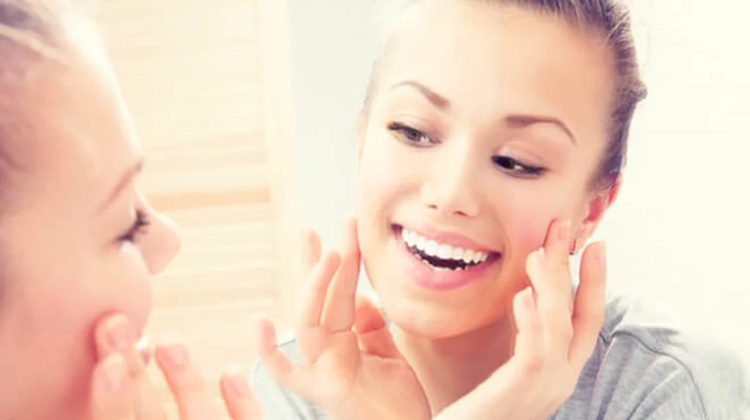 Αν πίνεις ΑΥΤΟ θα εξαφανιστεί η ακμή! (το έχεις ήδη!)