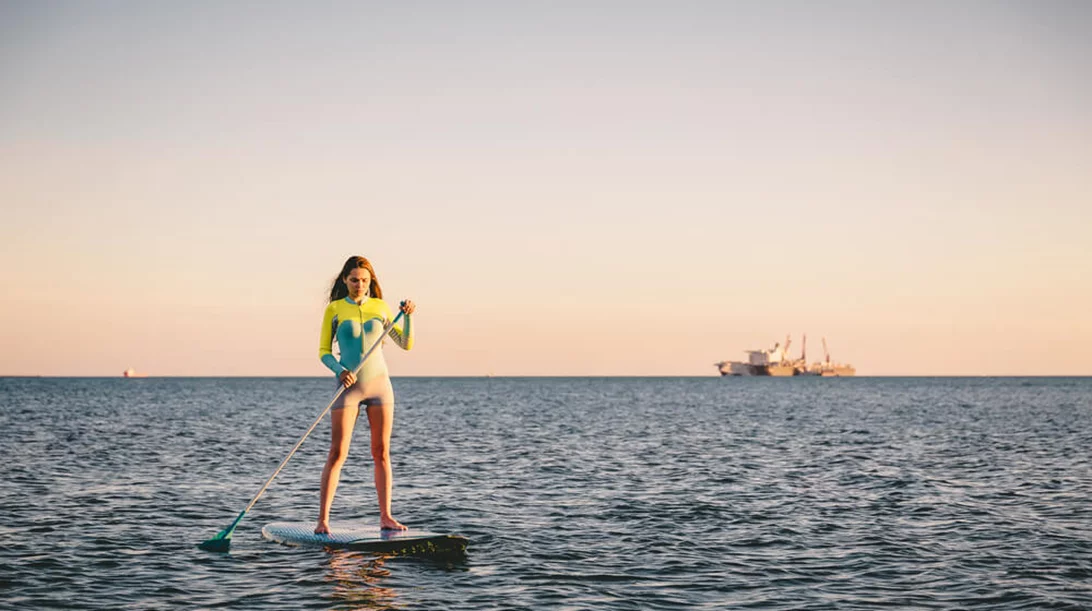 Tα καλοκαιρινά αθλήματα που καίνε τις περισσότερες θερμίδες! (μάθαμε πόσες ακριβώς)