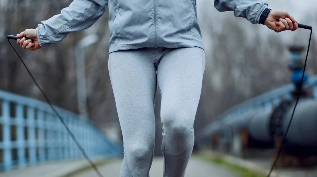 Το πρόγραμμα ασκήσεων με σχοινάκι που καίει 13 θερμίδες το λεπτό