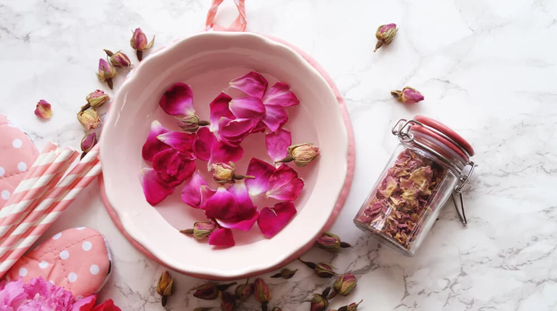 Ανθόνερα: Ξέρεις πώς να τα χρησιμοποιείς;