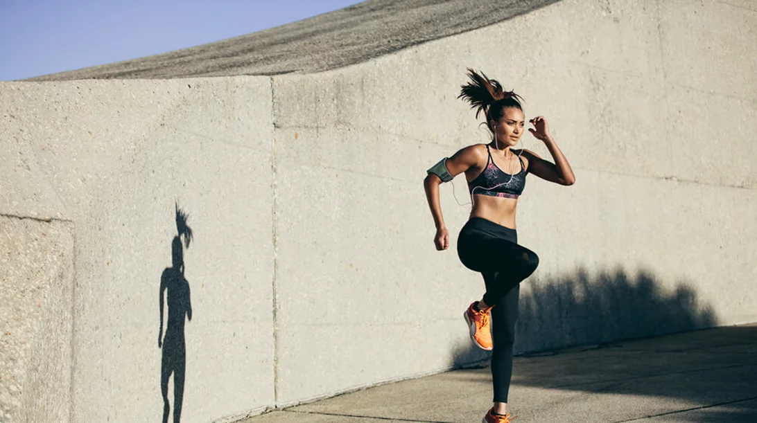 Πρωτεΐνη γάλακτος ή φυτική; Τι να επιλέξεις όταν γυμνάζεσαι;