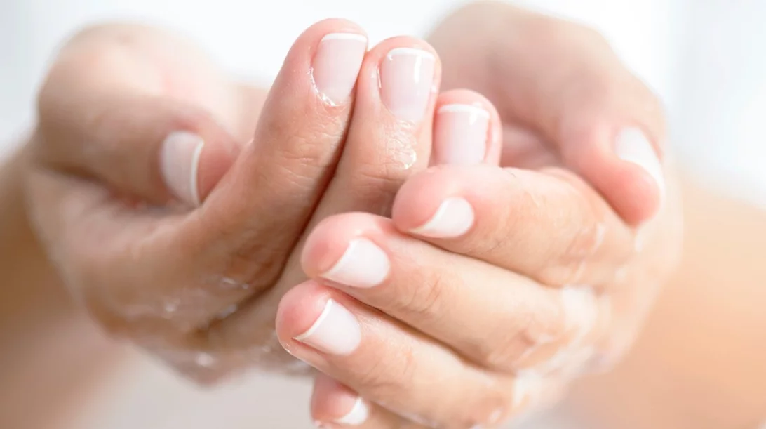 Πώς το «Ηappy Βirthday» μπορεί να νικήσει τα μικρόβια (και τη γρίπη και τον κοροναϊό και κάθε ιό)