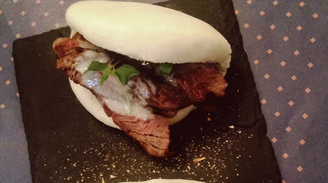 Shape Tested: Δοκιμάσαμε bao buns, το νέο trend στο φαγητό (εσύ ξέρεις τι είναι;)