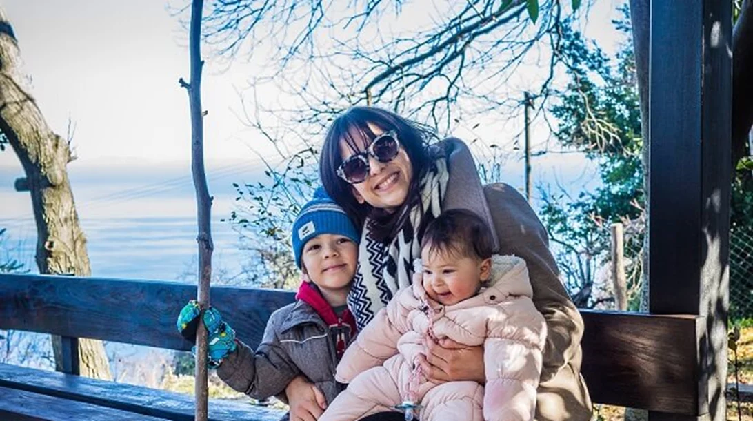 #ShapePeople: Η μαμά blogger Έλενα Πάκου απαντά σε ερωτήσεις μαμάδων! Η τεχνική της που ηρεμεί τα παιδιά και το 1 πράγμα που της έχει λείψει