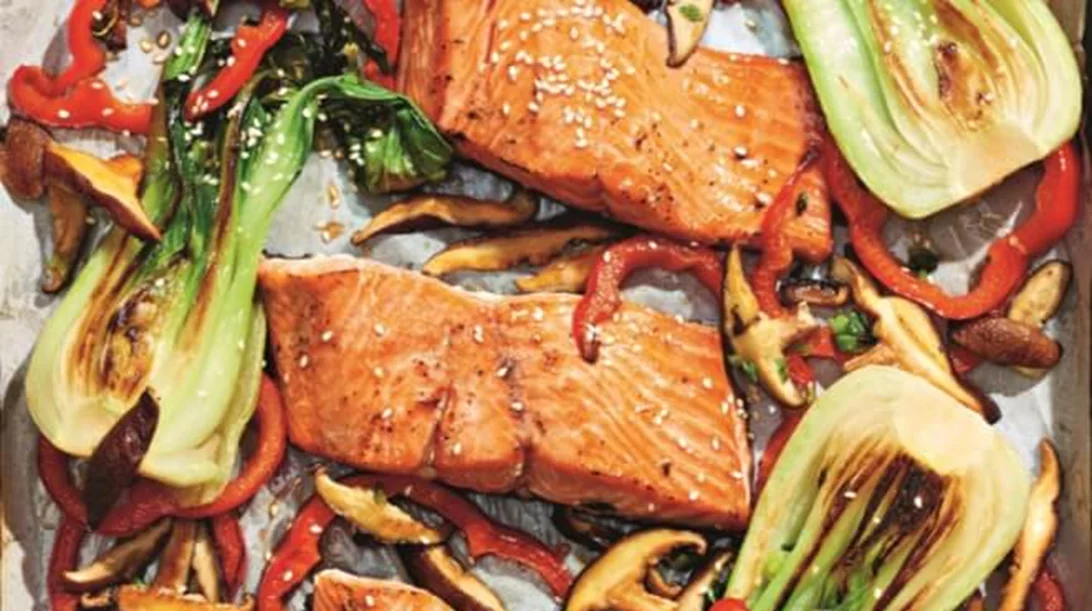 Σολομός με miso και κινέζικο λάχανο, σούπερ ιαπωνική συνταγή