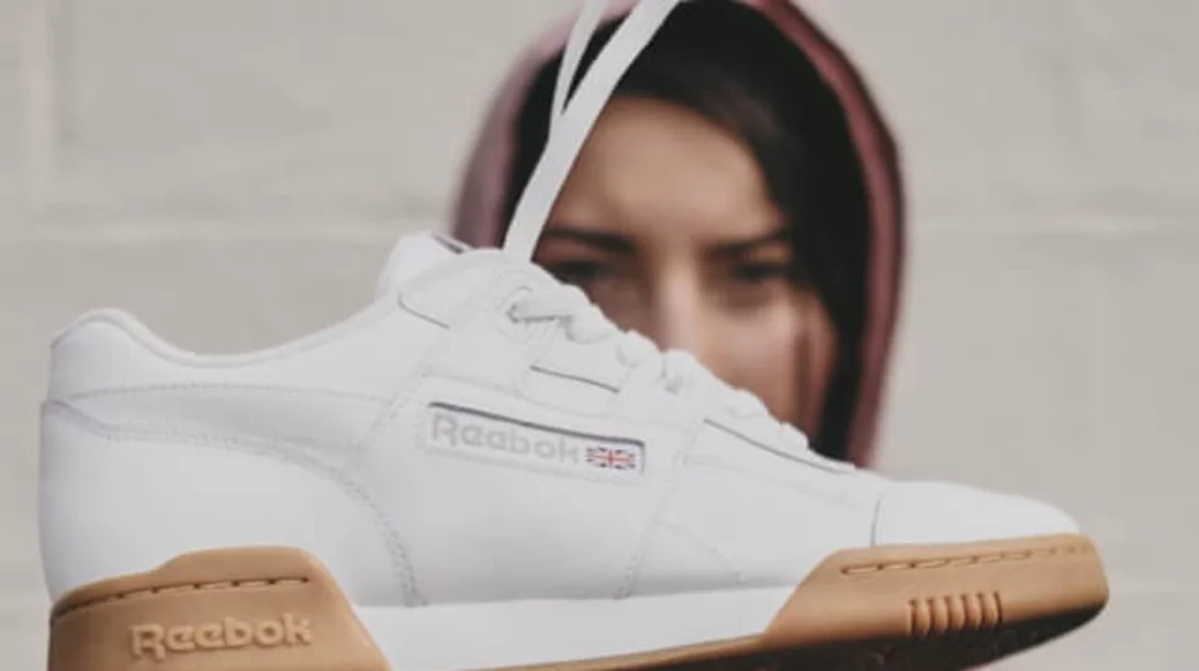 H Reebok επαναπροσδιορίζει το κλασικό και αναδεικνύει την αυθεντικότητα