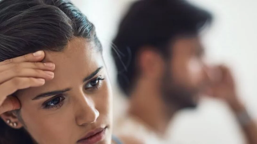 Βαρέθηκες να είσαι μόνη; Έχεις χρέη; Πώς θα αντιμετωπίσεις κάθε πρόβλημα