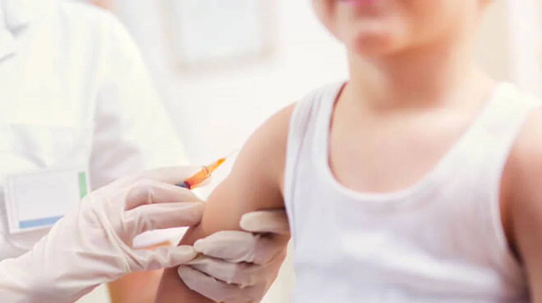 Ηπατίτιδα Α και Β, το εμβόλιο και γιατί οι Έλληνες από 38 έως 73 ετών πρέπει να κάνουν εξέταση για ηπατίτιδα C