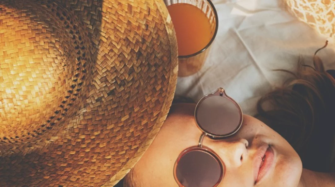 Πώς θα ξέρεις αν τα γυαλιά ηλίου σου έχουν (καλή) προστασία από τον ήλιο;