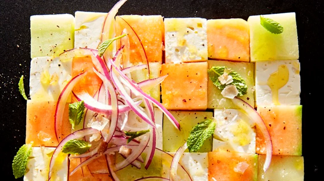 Πικάντικη σαλάτα με καπνιστό αλάτι: Πρόσθεσέ το στα πιάτα σου για ένα ξεχωριστό αποτέλεσμα