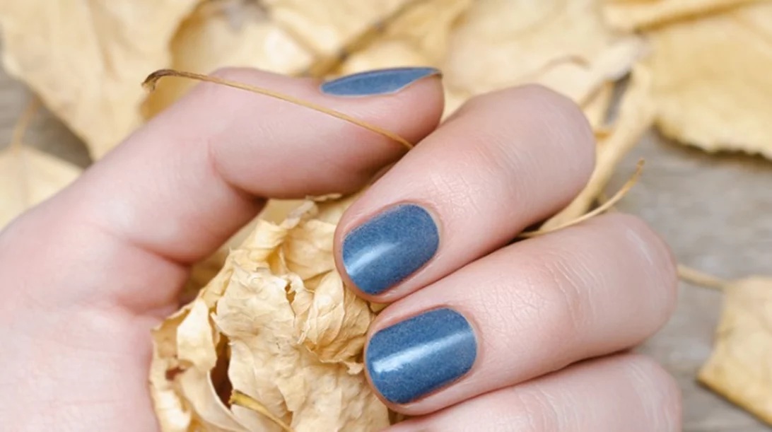 Νύχια Φθινόπωρο 2018: Τα πιο επίκαιρα χρώματα από τις κορυφαίες εταιρείες βερνικιών