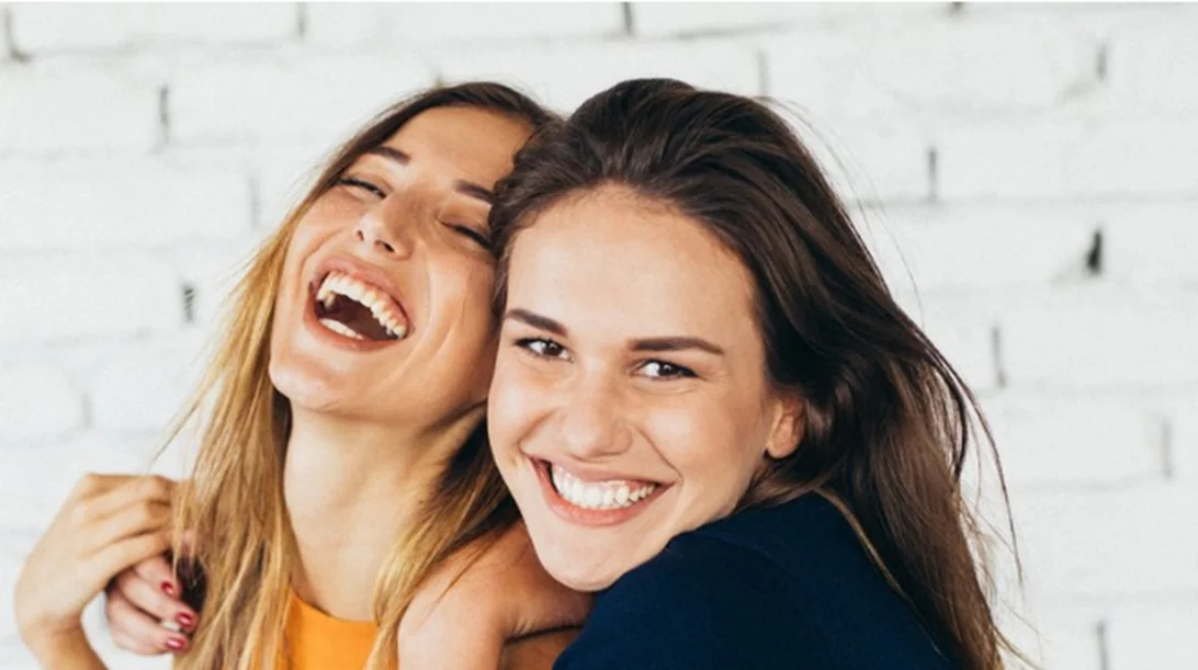 Τα μυστικά του μακιγιάζ για φωτογράφηση (έτσι φαίνονται πάντα ωραίες οι celebrities στις φωτογραφίες!)