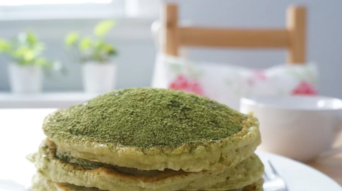Pancakes με τσάι matcha: Η τέλεια συνταγή για το πρωινό σου