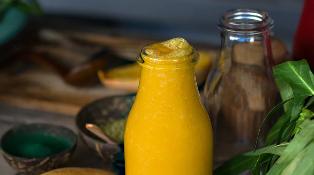 Σμούθι με μάνγκο: 5 συνδυασμοί για να δοκιμάσεις τώρα