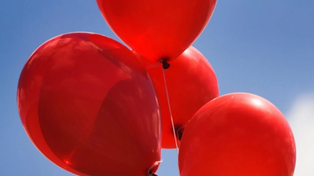 Τι είναι η μυϊκή δυστροφία Duchenne; Ενημερώσου για τη γενετική ασθένεια που επηρεάζει μόνο αγόρια