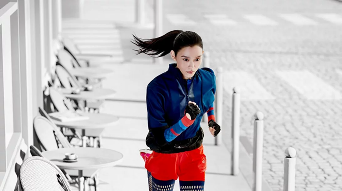 H νέα συλλογή adidas by Stella McCartney θα σε στείλει... προπόνηση