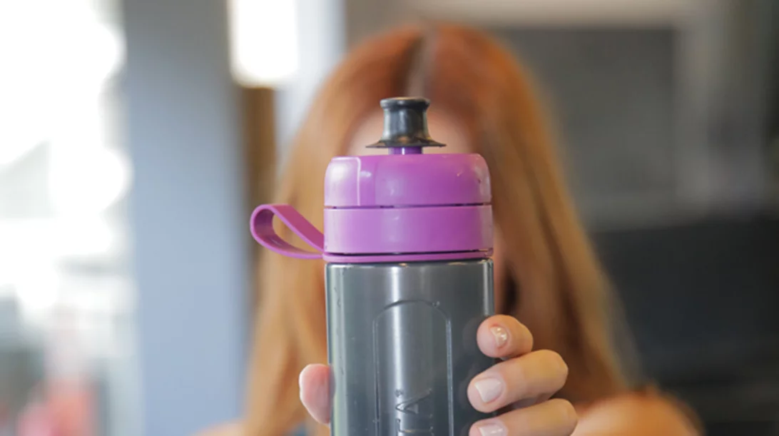 Πώς θα πίνεις 2 λίτρα νερό την ημέρα; Να τι κάνουν οι Shape editors!