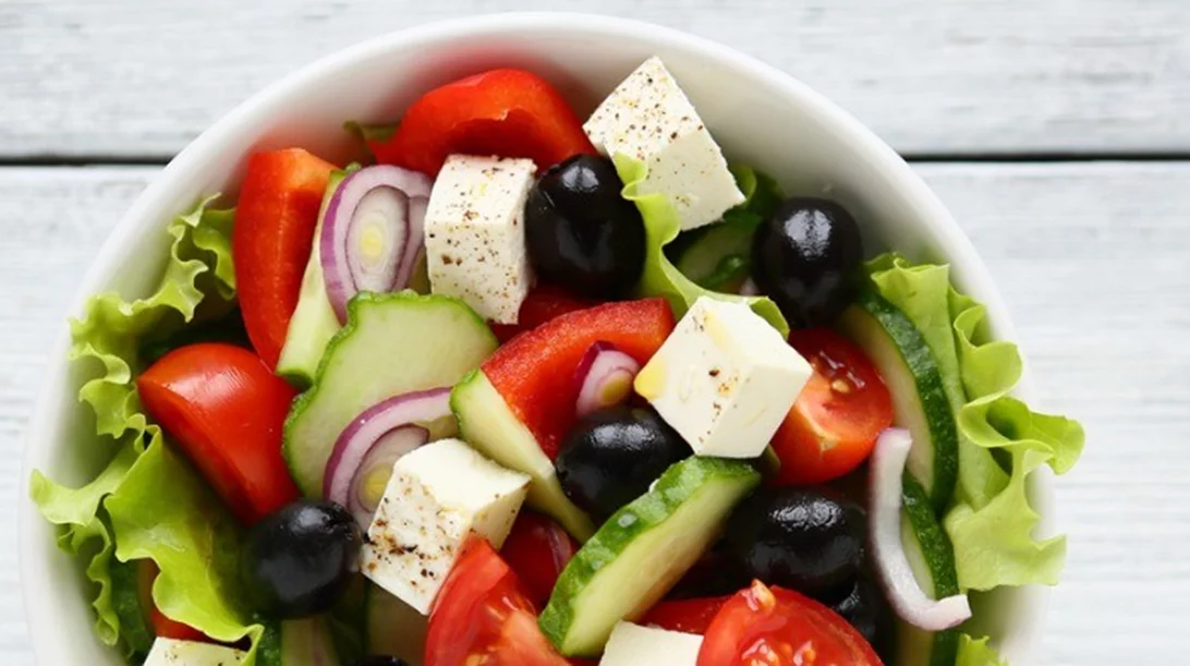 Κάνει να τρώω φέτα; Ναι, και τα οφέλη της είναι πολλά