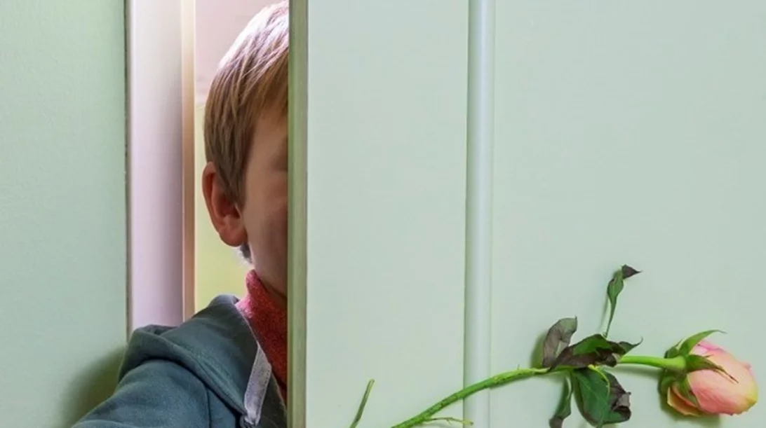 Πώς θα μάθει το παιδί να ζητά συγνώμη; Οι συμβουλές της ειδικού θα σε βοηθήσουν