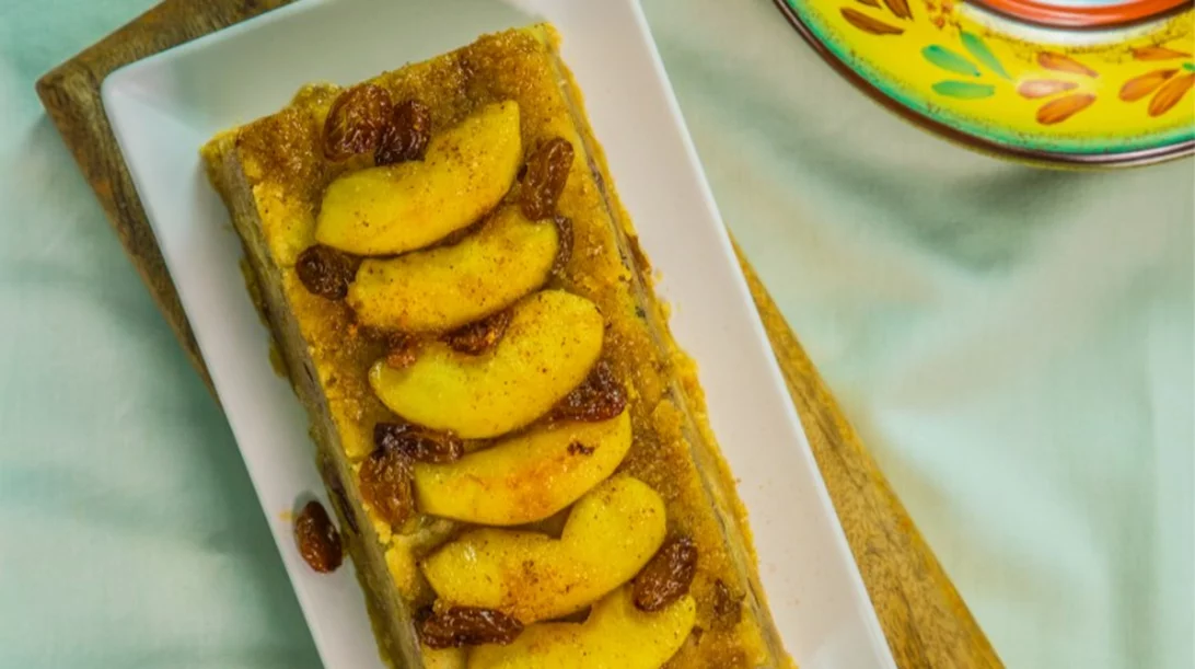 Χαλβάς με μήλα και σταφίδες: Το πιο νόστιμο νηστίσιμο γλυκό