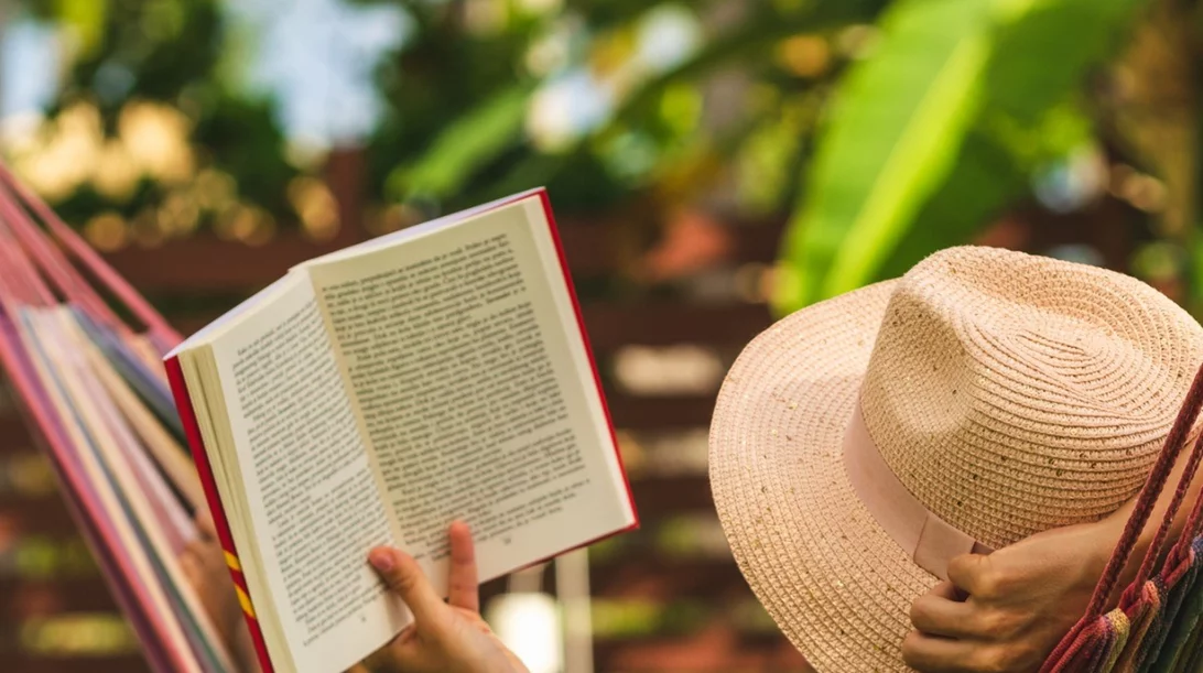 10+1 fashion tips για να αντιμετωπίσεις τον καύσωνα