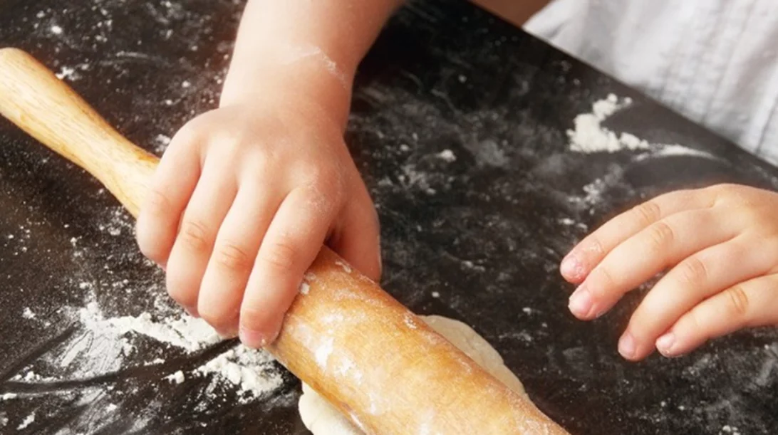 Μίνι καλτσόνε που θα λατρέψει το μικρό σου - με υλικά που έχεις στο σπίτι