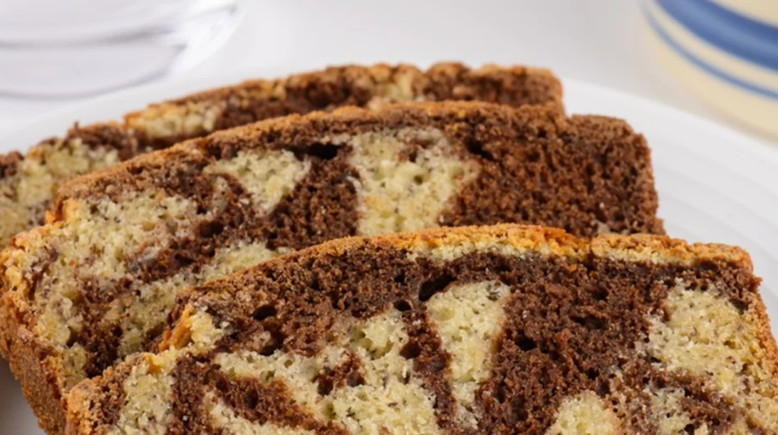 Συνταγή για αφράτο κέικ μαρμπέ στη vegan εκδοχή του