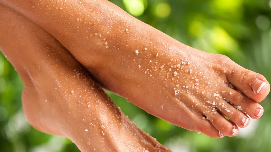 Πεντικιούρ στο σπίτι: Οι κορυφαίες συμβουλές της beauty editor