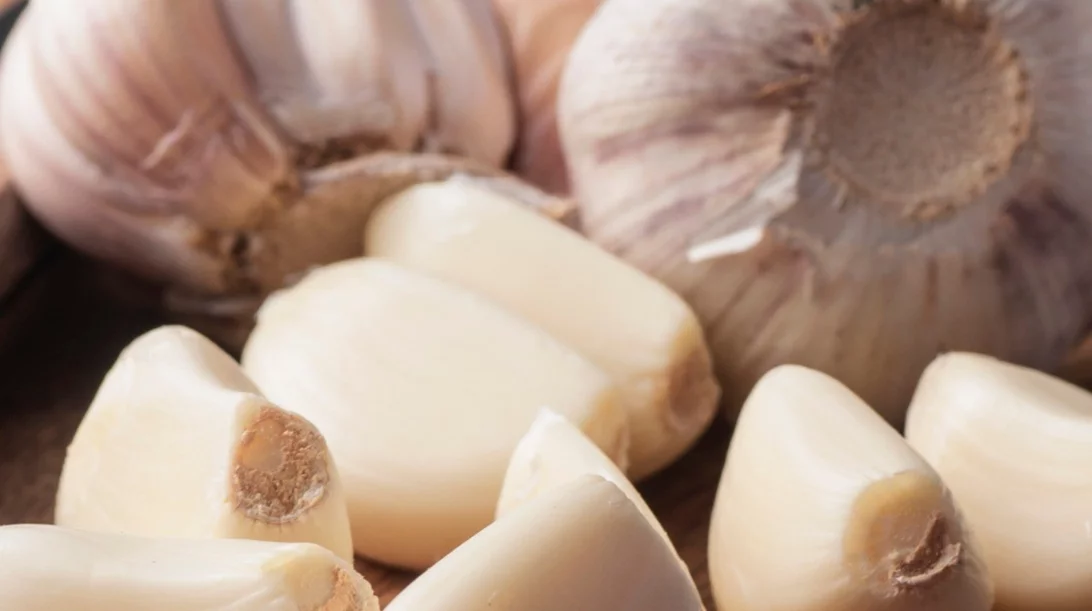 3 βασικά συστατικά που δρουν ενάντια στις βλάβες που προκαλεί ο χρόνος