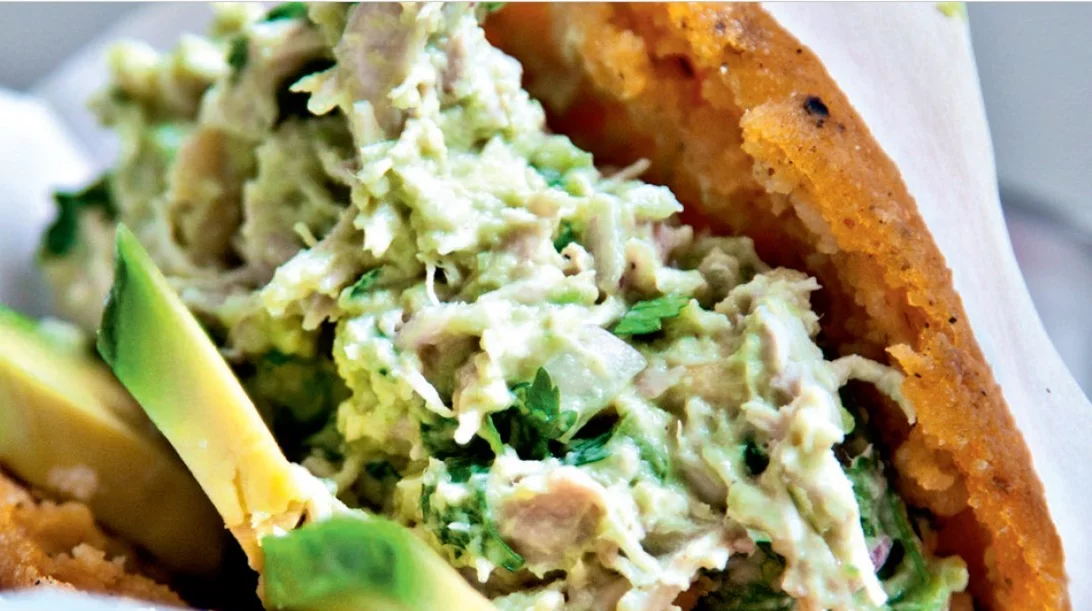 Συνταγή για Reina Pepiada: Η πιο χορταστική σαλάτα από τη Λατινική Αμερική