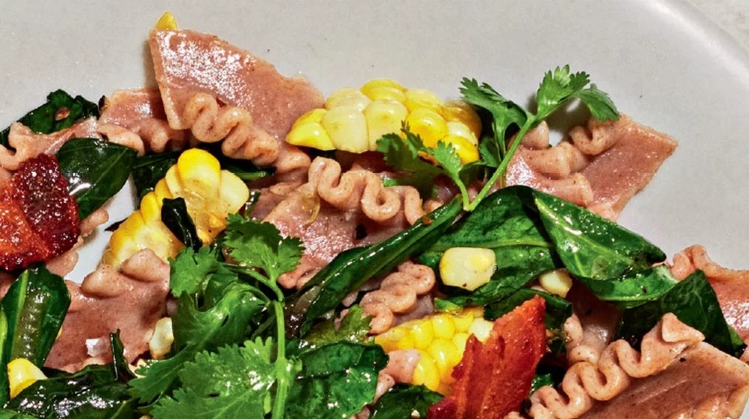 Ζυμαρικά από δίκοκκο σιτάρι με καλαμπόκι, σέσκουλα και αυγό