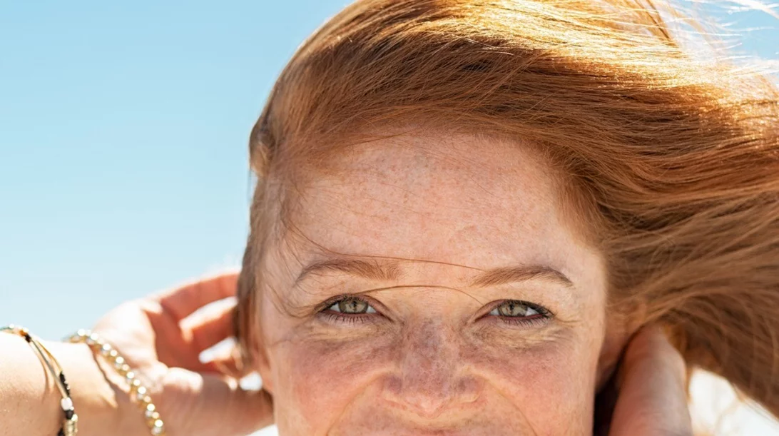 Εμμηνόπαυση και οστεοπόρωση: Πώς συνδέονται μεταξύ τους;