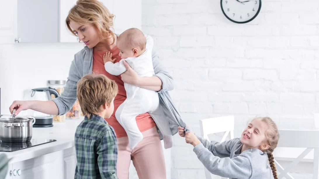 Υπάρχουν δύο είδη μητέρων και οι περισσότερες από εμάς είμαστε και τα δύο