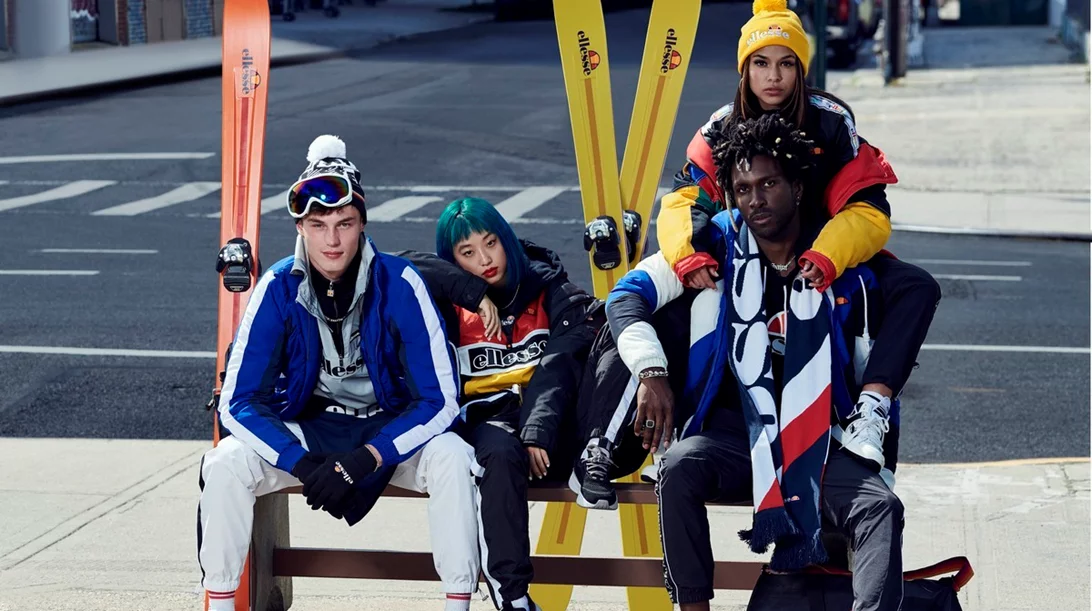 Αν είσαι λάτρης του σκι, αυτή είναι η so hot right now χειμερινή σειρά με προϊόντα για πίστες